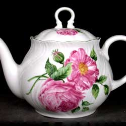 Rosina MOTTISFONT ROSES Teapot National Trust 1.2pt